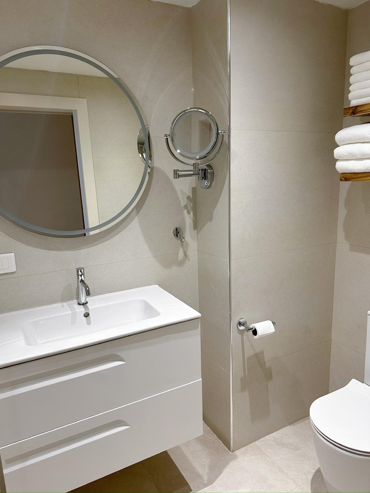 Full bathroom with modern shower